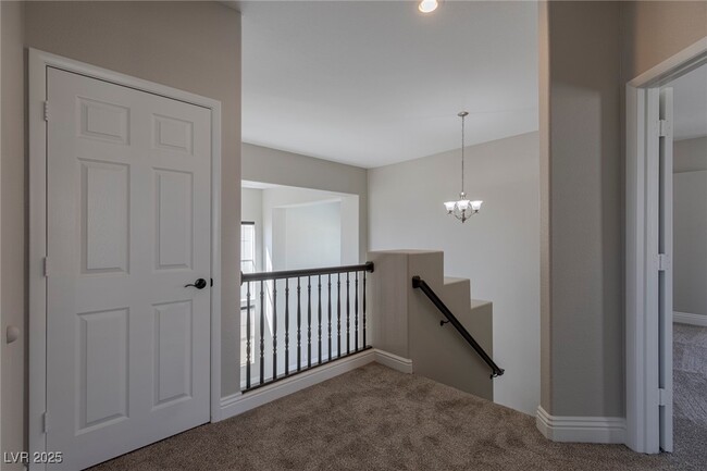 Building Photo - 2510 Putting Green Dr