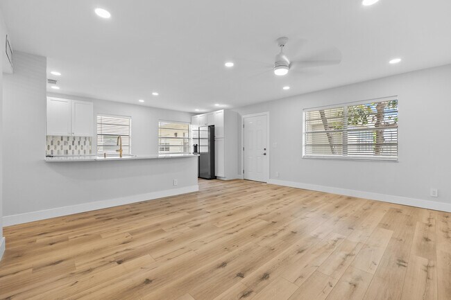 Building Photo - 314 Monaco Blvd