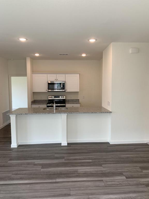 Building Photo - 1640 Hossler Trl