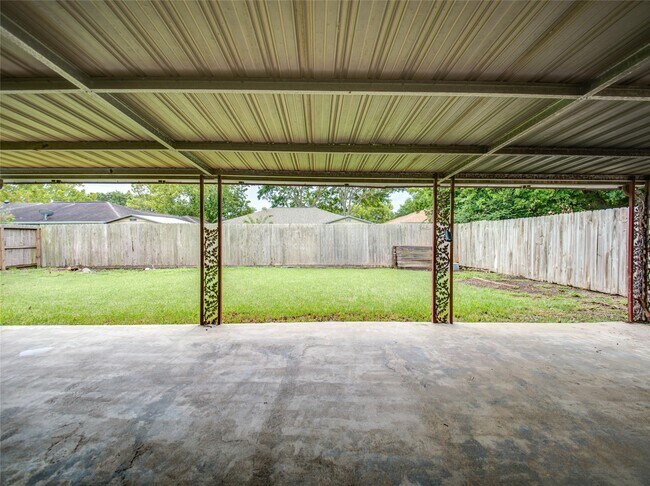 Building Photo - 6834 Harpers Dr