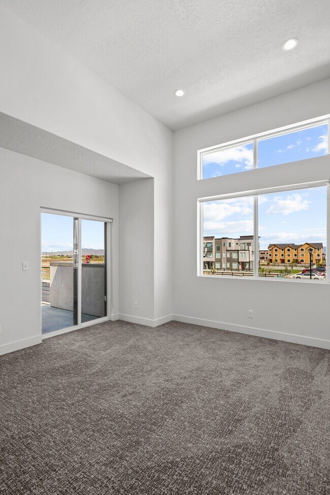 Building Photo - 489 W 1760 N