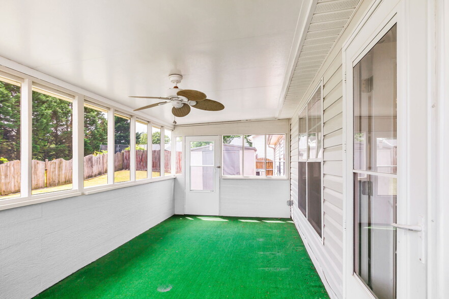 Building Photo - 1461 Beckley Pointe
