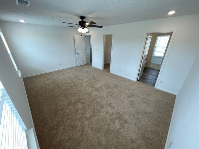 Building Photo - East Jefferson County New Home For Rent