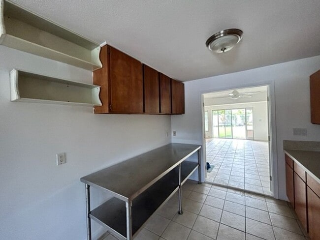 Building Photo - Single Family Home Kailua