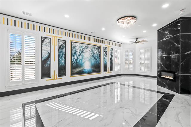 Building Photo - 5090 US-377