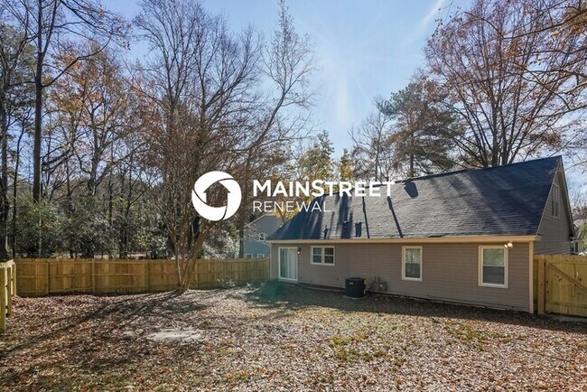 Building Photo - 3 Bedroom Pet-Friendly Home in Raleigh, NC...