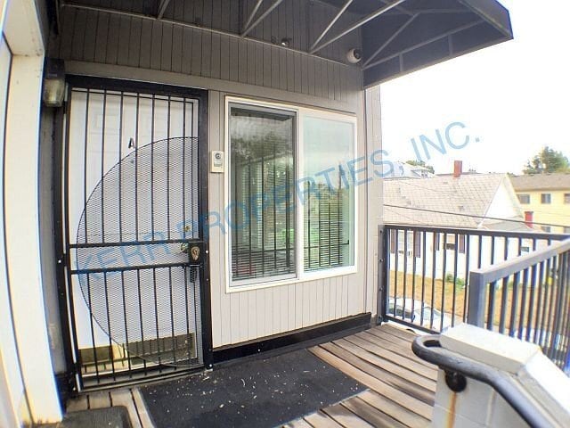 Building Photo - 919 SE 44th Ave