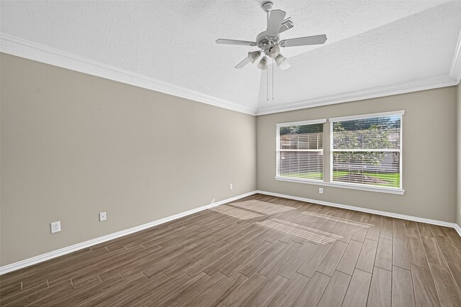 Building Photo - 7527 Rain Meadow Ln