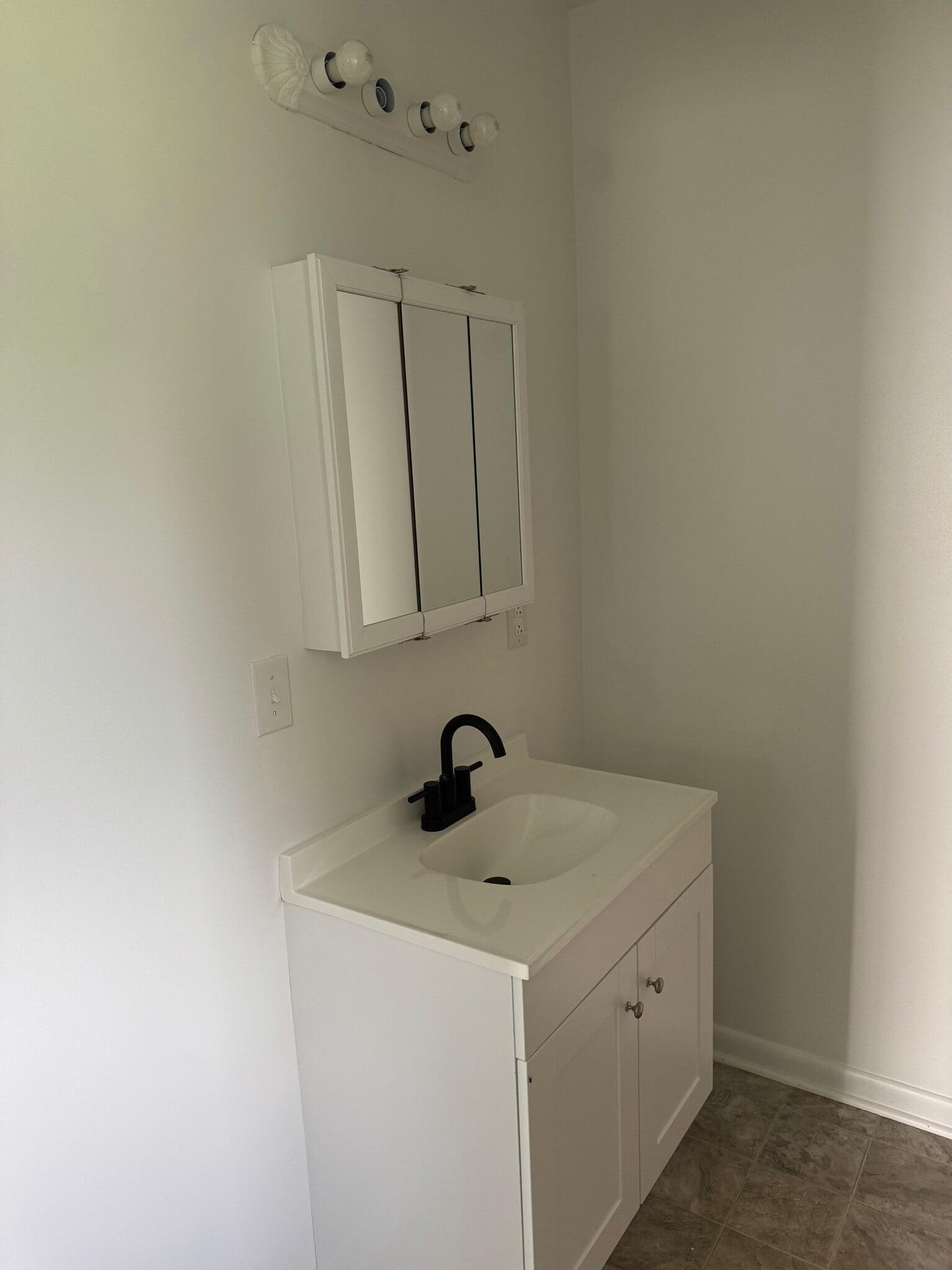 Bathroom - 211 Greenridge Rd