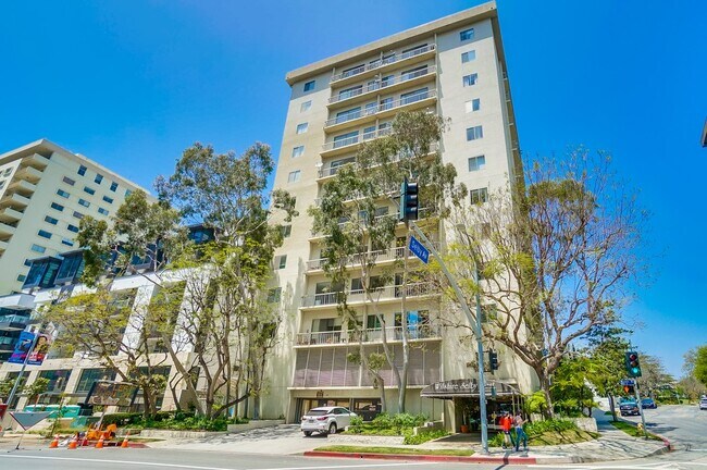 Building Photo - 10751 Wilshire Blvd