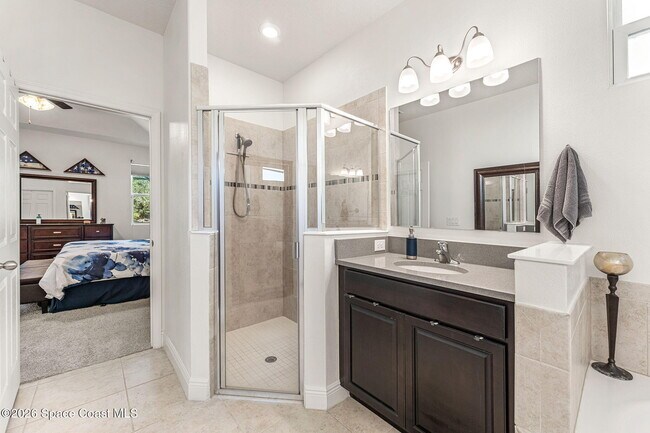 Building Photo - 6435 Montserrat Dr