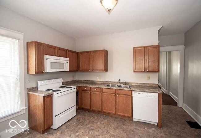 Building Photo - 1541 E Ohio St