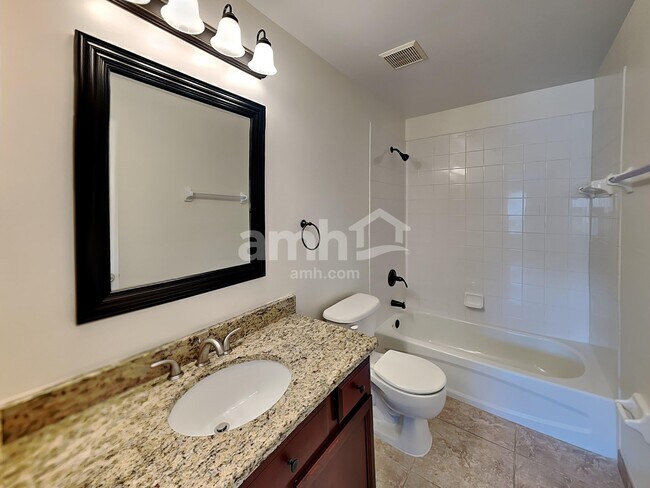 Building Photo - 2525 Stapleford Ln