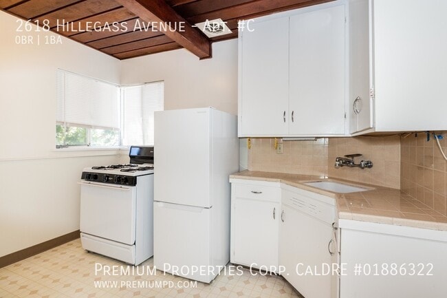 Building Photo - 2618 Hillegass Ave