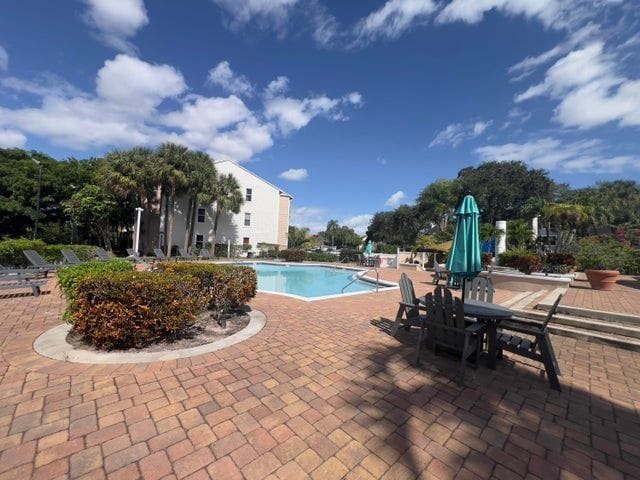 Building Photo - 2319 N Congress Ave