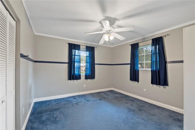 Building Photo - Beautiful home in quiet neighborhood