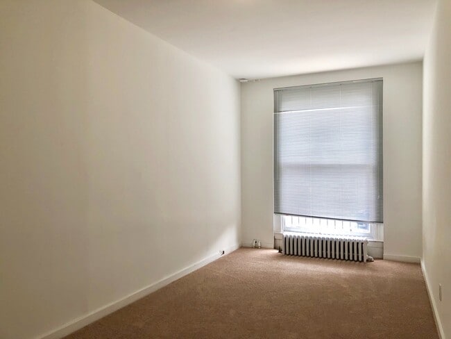 Building Photo - 2504 N Calvert St