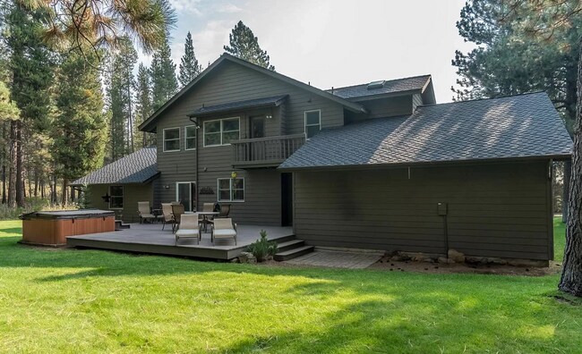Building Photo - 3 Rivers - Wonderful 3 Bedroom home availa...