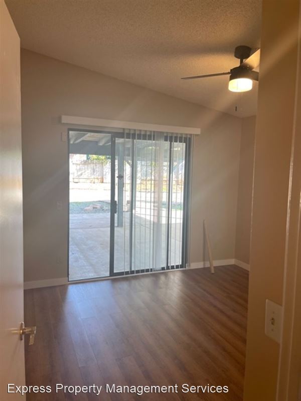 Building Photo - 28284 Los Cielos Rd
