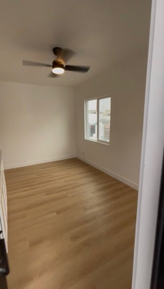 Building Photo - 2616 W Beverly Blvd