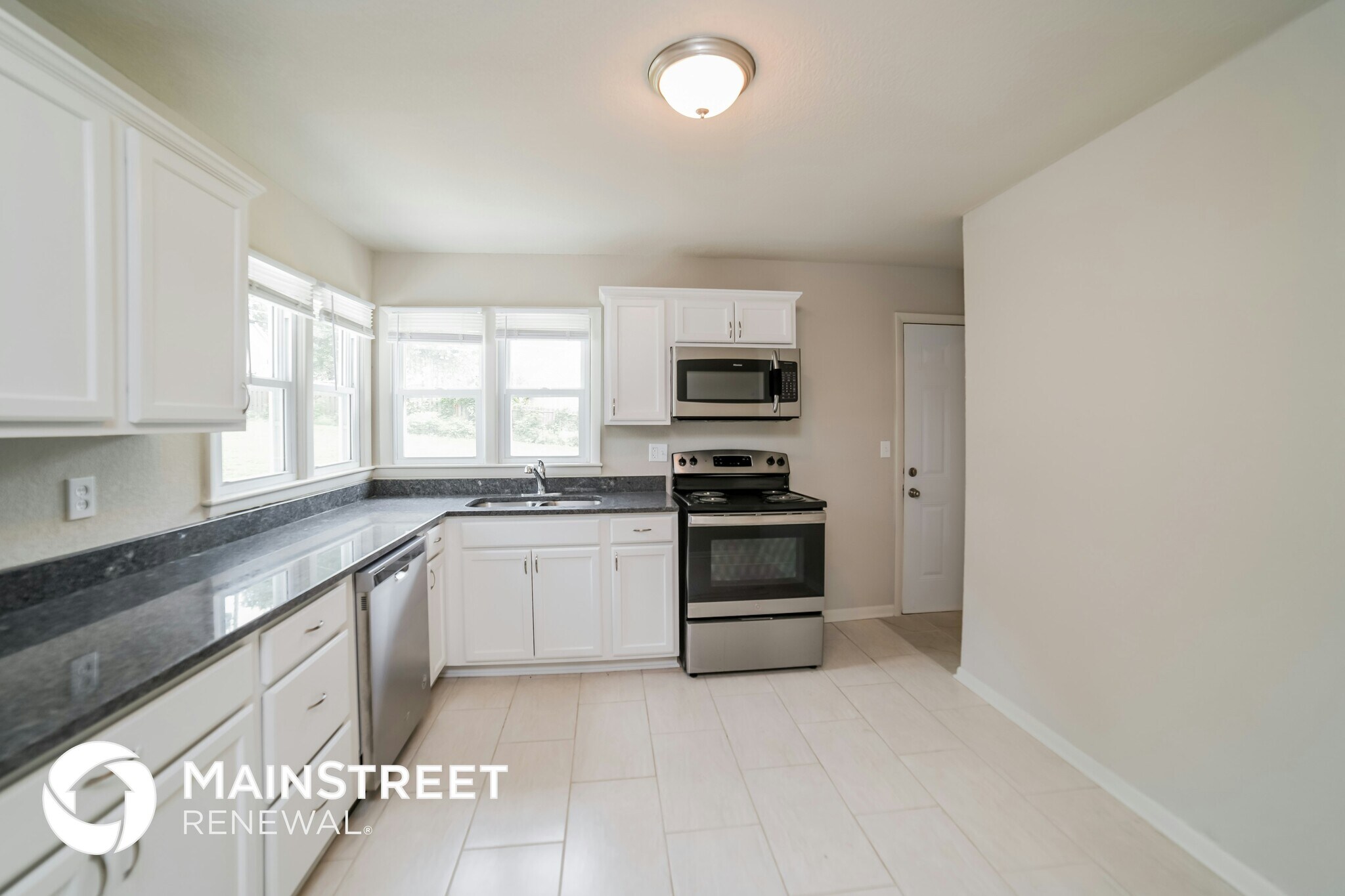 Building Photo - 4909 Norwood Ave