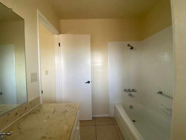 Building Photo - North San Bernardino Townhouse in Gated Co...