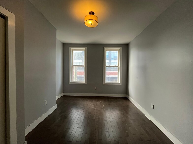 Building Photo - 60 Jordan Ave