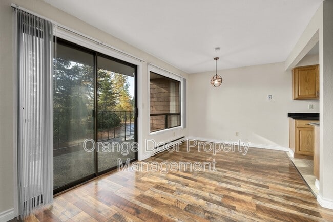 Building Photo - 7304 N Skyview Pl