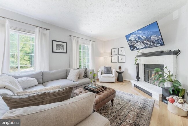 Building Photo - 2903 Bridgehampton Ct