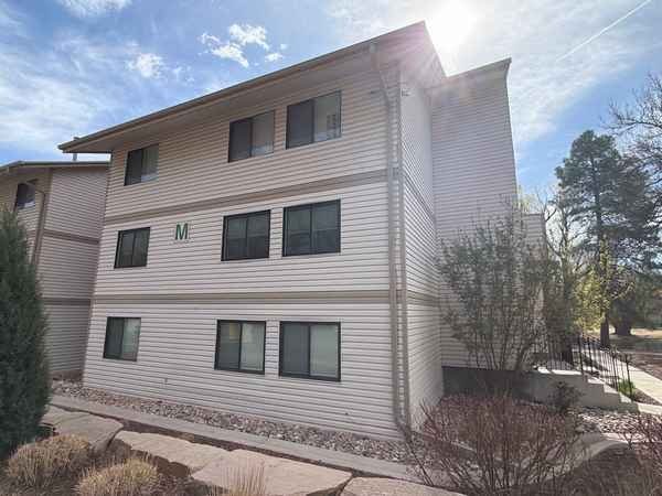 Building Photo - 1705 Heatheridge Rd
