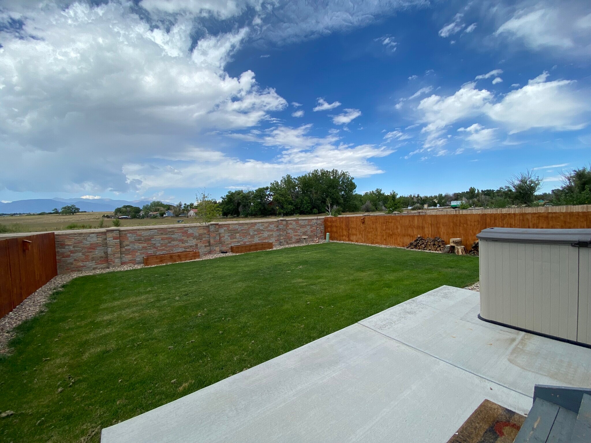 Building Photo - 6834 Mandan Dr