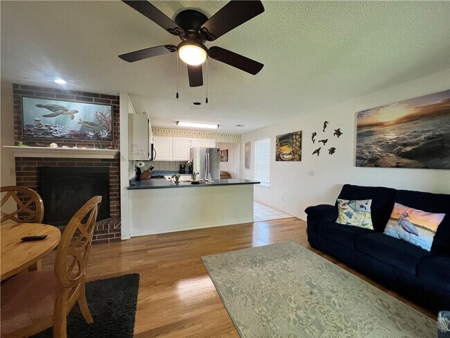 Building Photo - 2009 S 11th St