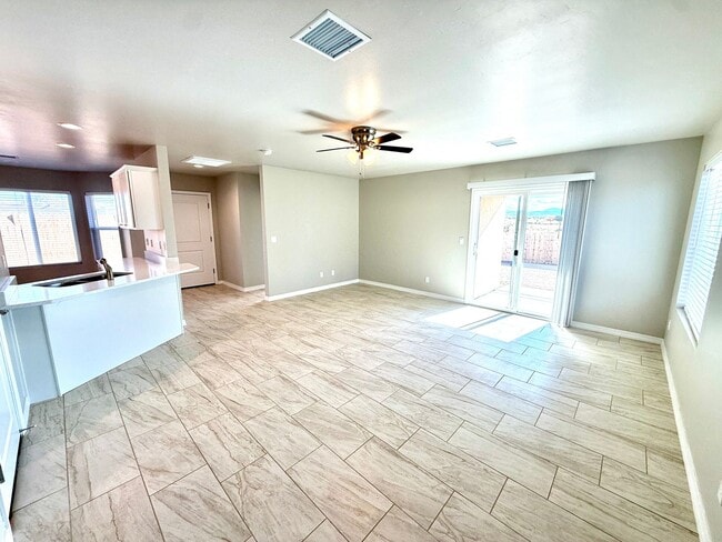 Building Photo - 2025 Built 2 Bedroom Home with Garage- Available Now!