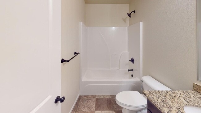 Building Photo - 3-Bed, 2-Bath single family home with an a...
