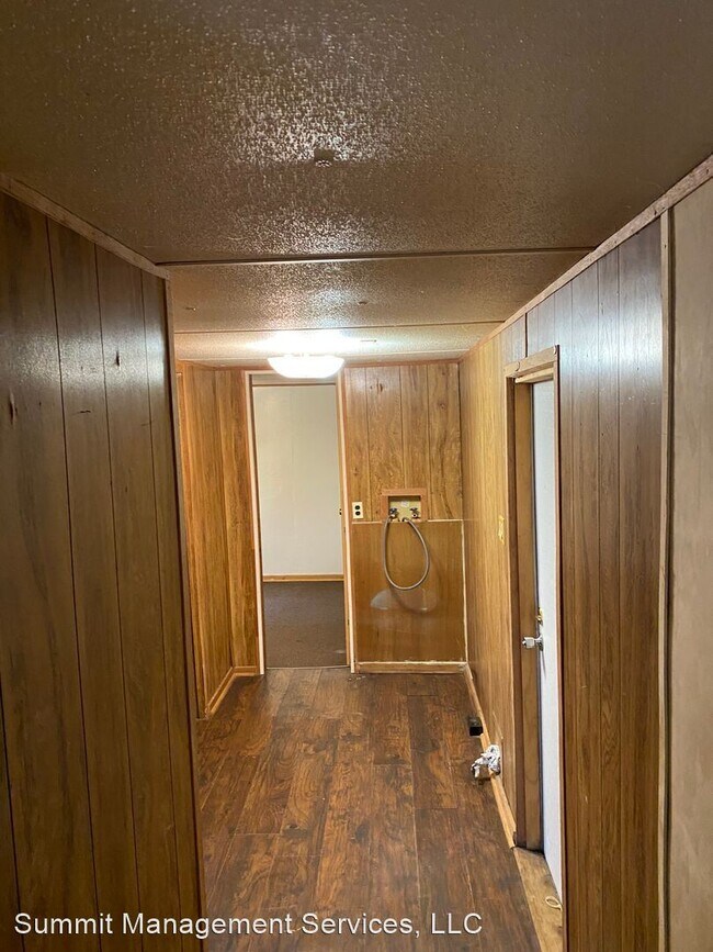 Building Photo - 2 br, 1 bath House - 21 Silver Oak Lane