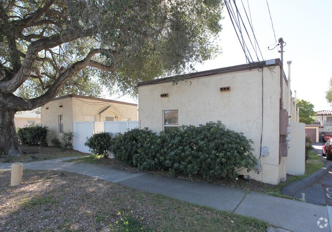 Primary Photo - 290 2nd Ave