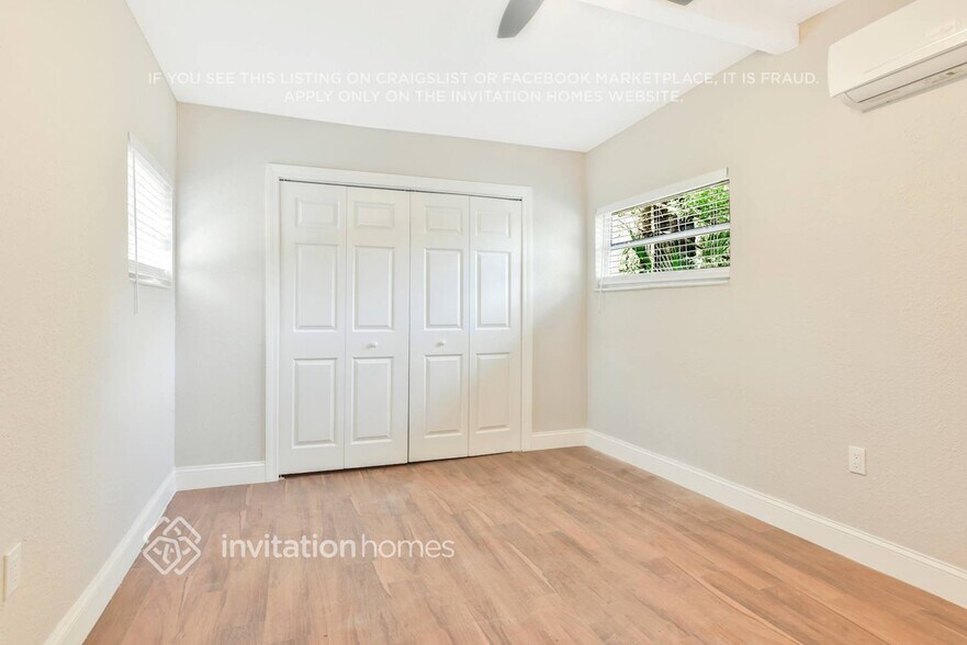 Building Photo - 822 Rosalia Dr