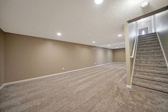 Building Photo - Home with newly finished basement!