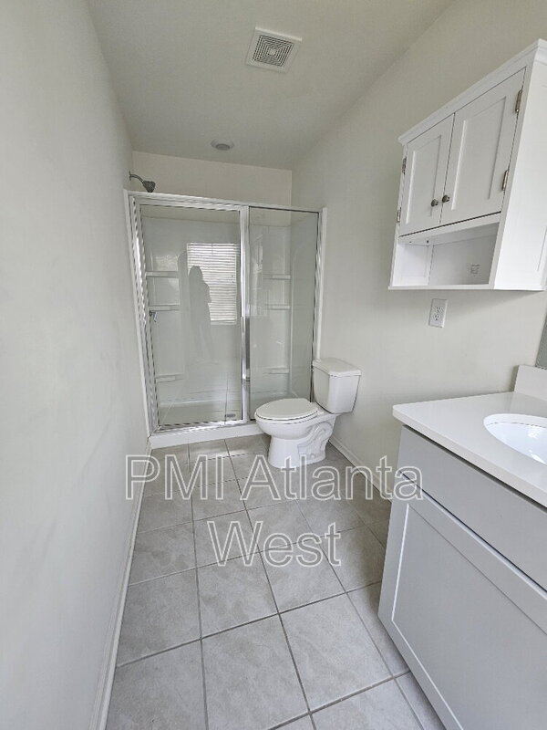 Building Photo - 827 Ambient Way