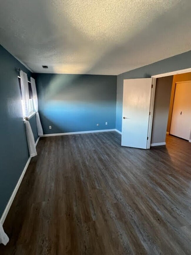 Building Photo - 55+ Gated Adult Community