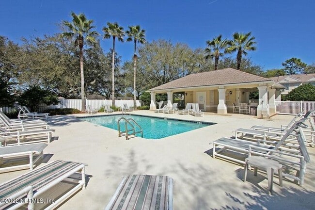 Building Photo - Gated Community