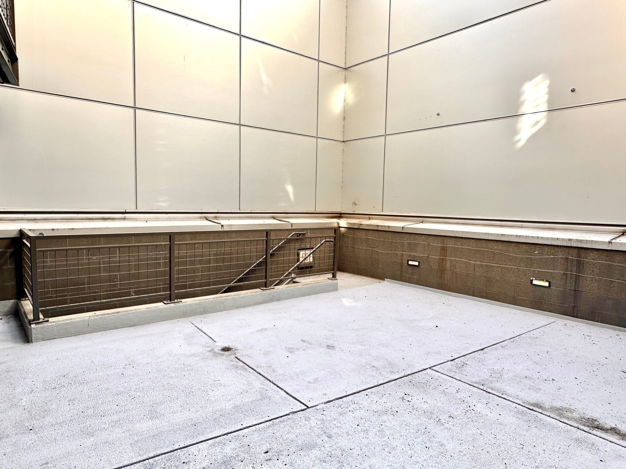 Patio to exit - 327 NW Park Ave