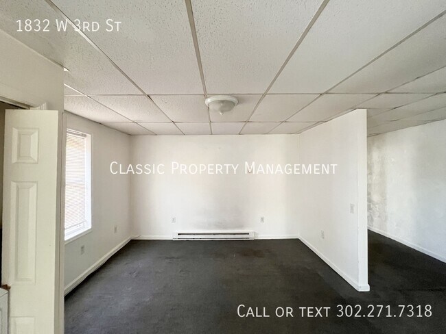 Building Photo - 1832 W 3rd St