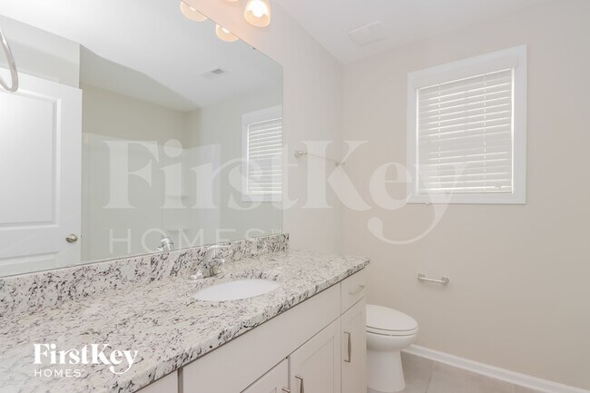 Building Photo - 3961 Norman View Dr