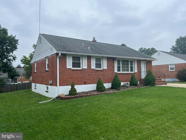 Building Photo - 2311 Centerville Rd