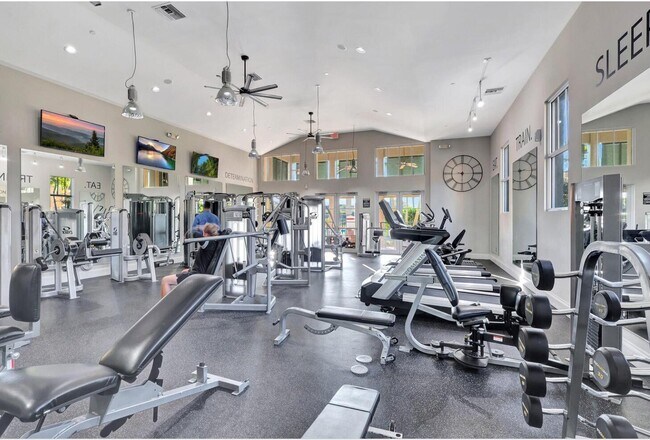 Building Photo - 770 Millbrae Ct