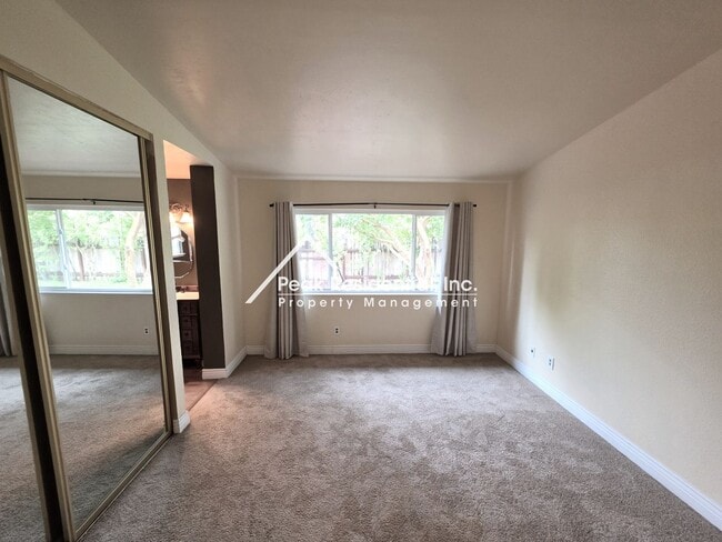 Building Photo - Wonderful 4bd/2ba Citrus Heights Home!