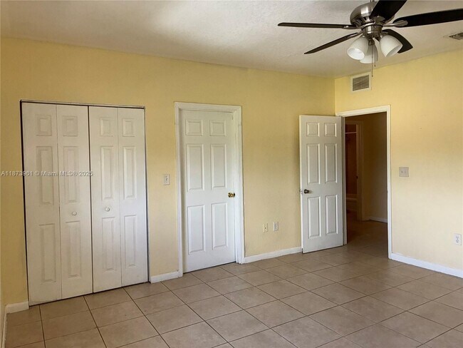 Building Photo - 28115 SW 143rd Ct