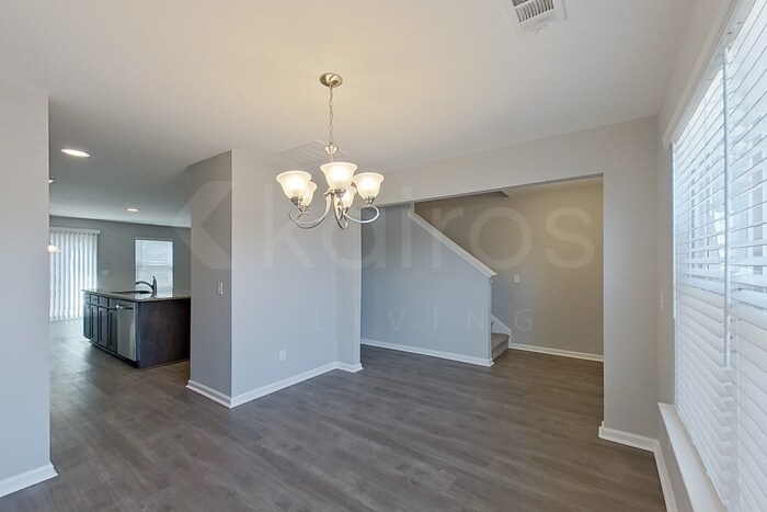 Building Photo - 112 Bluff Rd