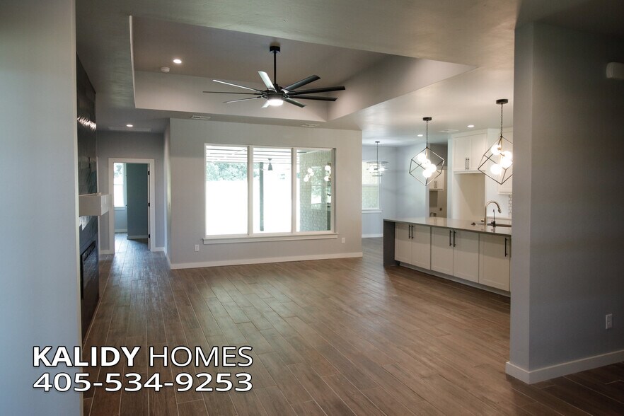Building Photo - 1755 Kalidy Dr